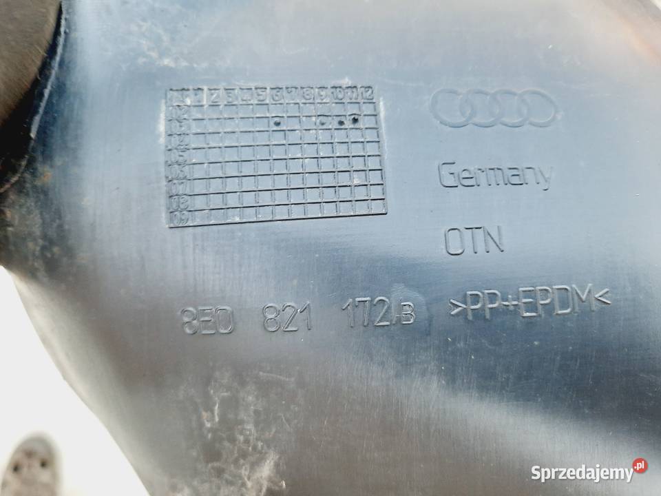 Audi A4 B6 nadkole prawy przód oryginalne Szczerbice