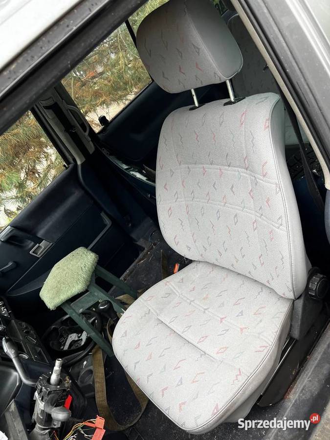 Fotele kanapy VW T4 stan idealny Rok produkcji 2002 Turek