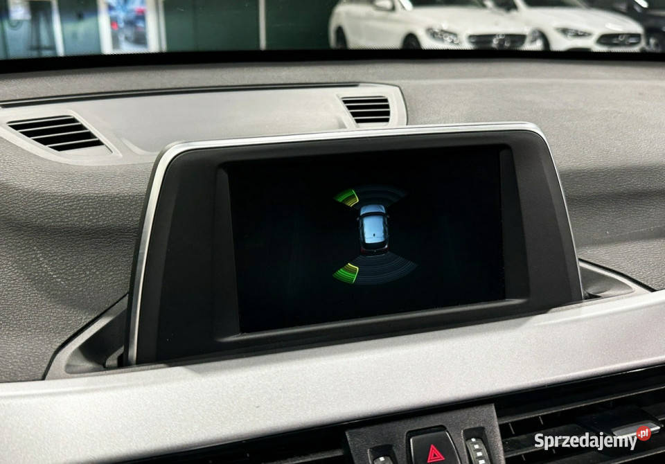 BMW X1 II F48 2015 Sadlno