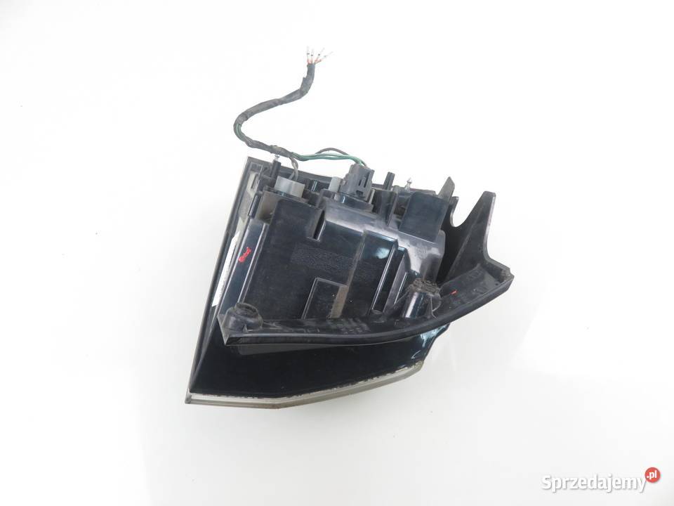 LAMPA PRAWA TYLNA MITSUBISHI OUTLANDER II CWW sprzedam