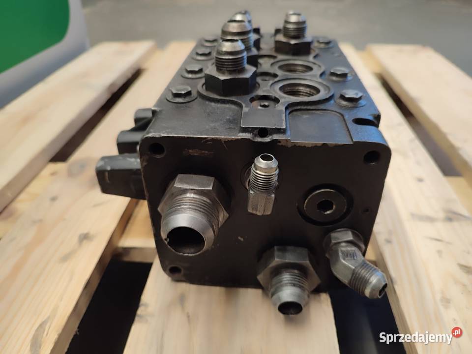 Rozdzielacz hydrauliczny 161B0014 319D28348