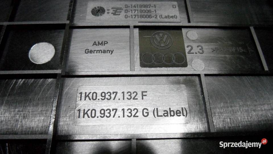 VW GOLF PLUS 16 TDI 12r skrzynka bezpieczników