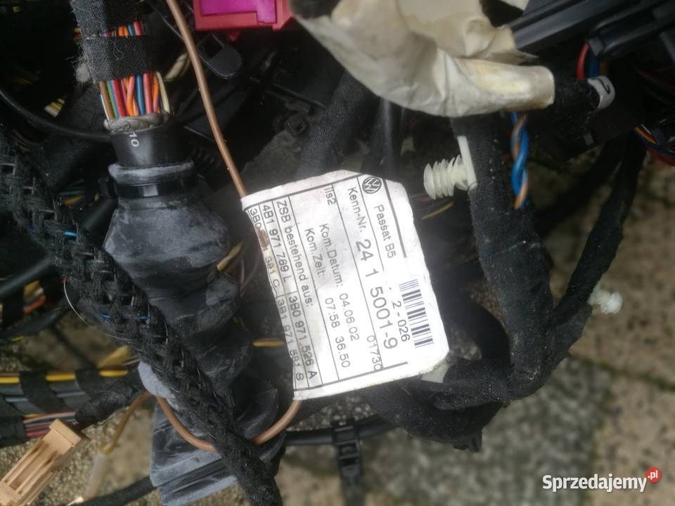 Instalacje elektryczne 24150019 B5 Passat Rok produkcji 2002 Biłgoraj
