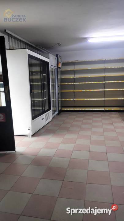 Sprzedam budynek handlowousługowy w miejscowości 81m2 Brzezia