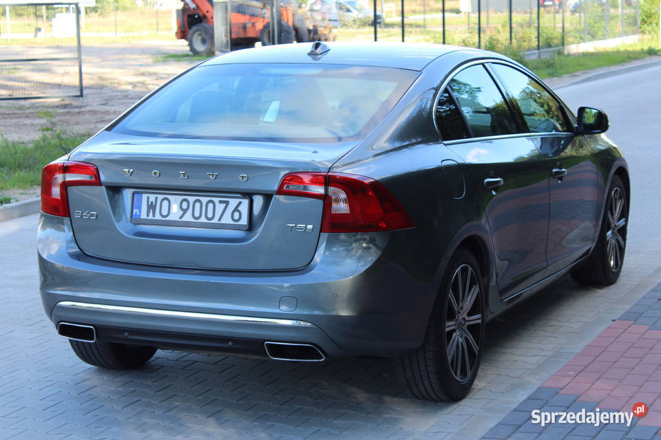 Sprzedam Volvo S60 20T T5 Inscription stan nieuszkodzony Ostrołęka