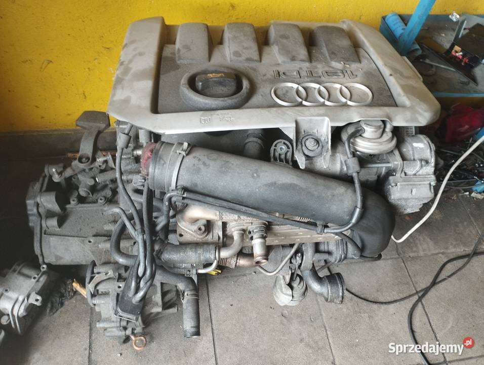 silnik kompletny ze skrzynią do audi a3 p8 1005 Łuków