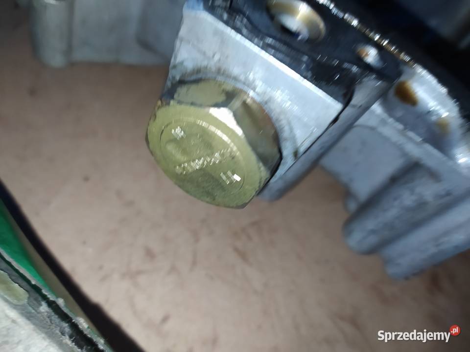 Głowica części VR6 AAA ABV zawory stopki Widawa