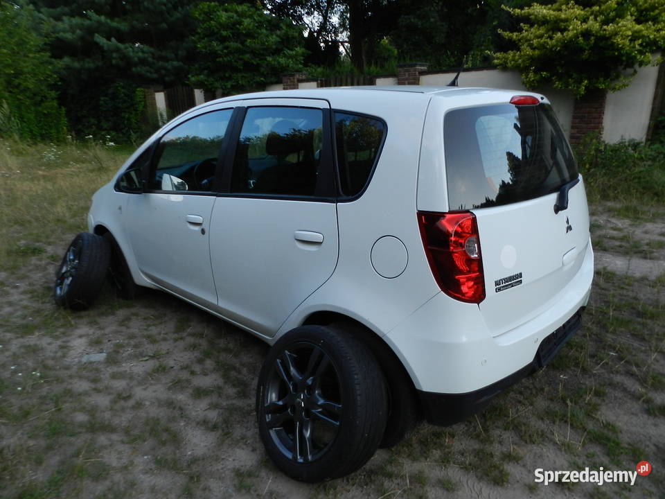 Mitsubishi Colt VI tani niezawodny 5drzwi 13 Rok produkcji 2011 Puszczykowo