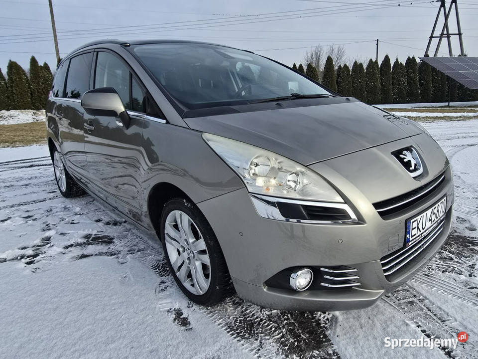 Peugeot 5008 20hdi NaviHeadUP7 FoteliPanorama