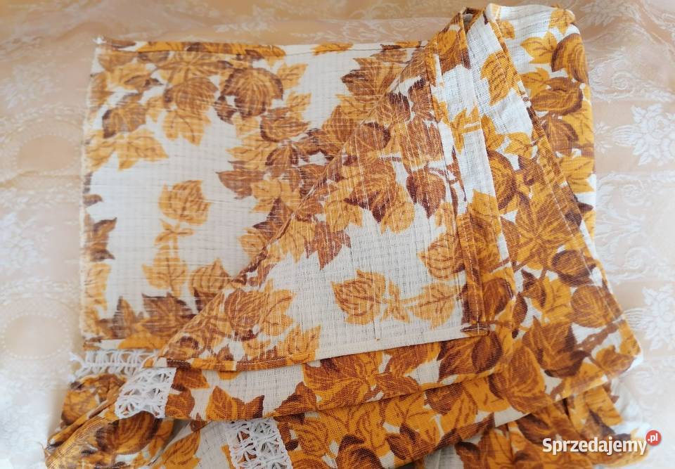 Tkaninamateriał obszyty z falbanką rozmiar Łódź