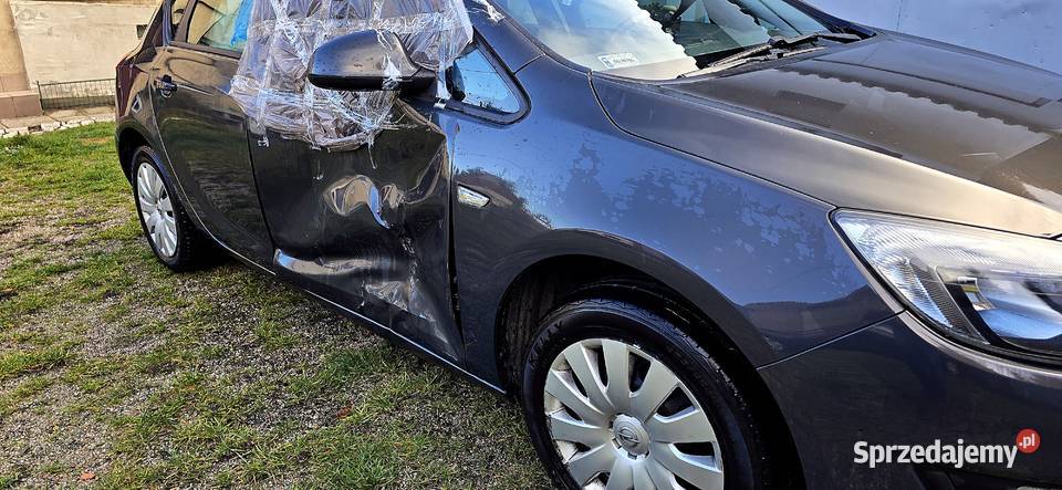 Opel Astra 14 benzyna 101 klimatyzacja Czeladź