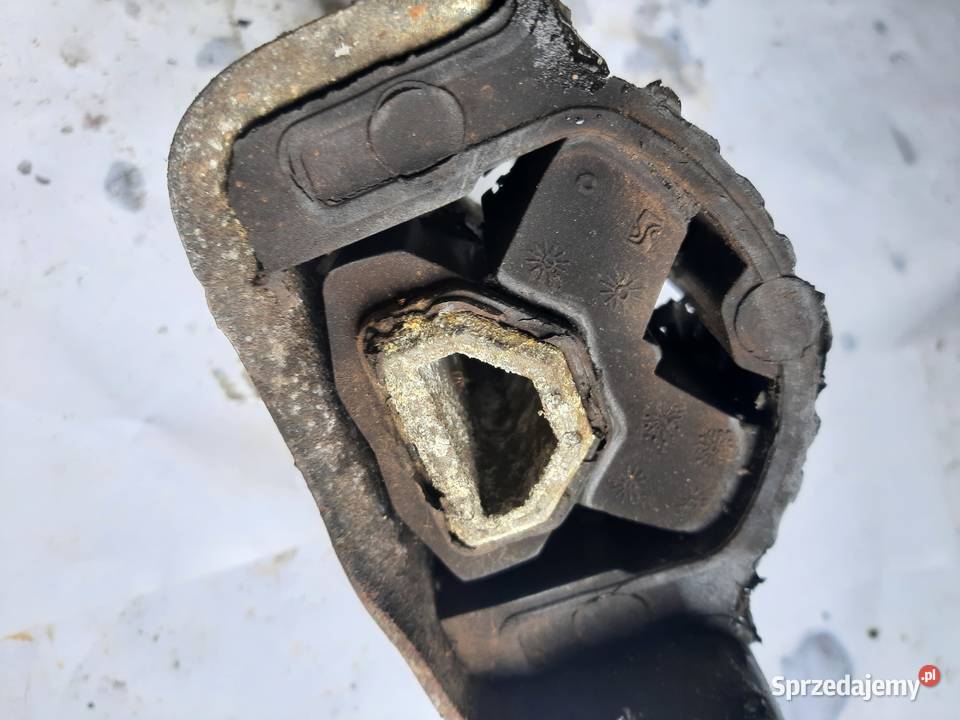 Fiat Linea Doblo FL 14 8V łapa poduszka silnika Zawieszenie silnika Ksawerów