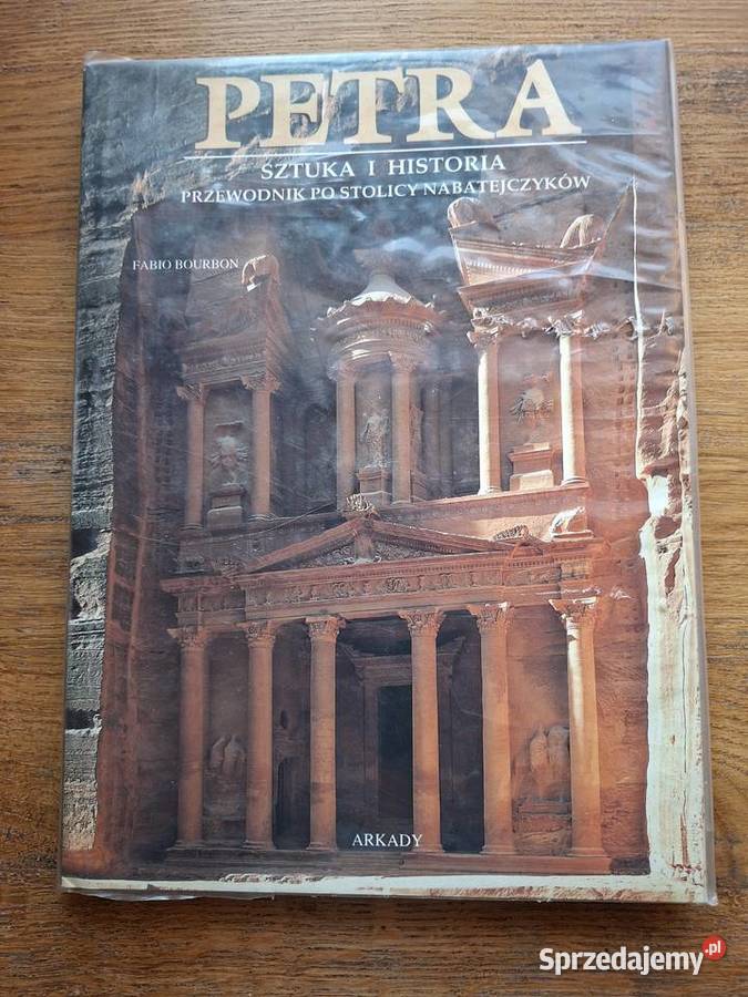 Petra sztuka i historia Fabio Bourbon Rok wydania 2001
