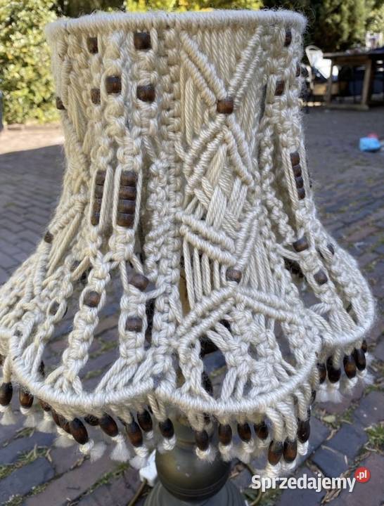 Lampka lampa z brązu z abażurem z makramy