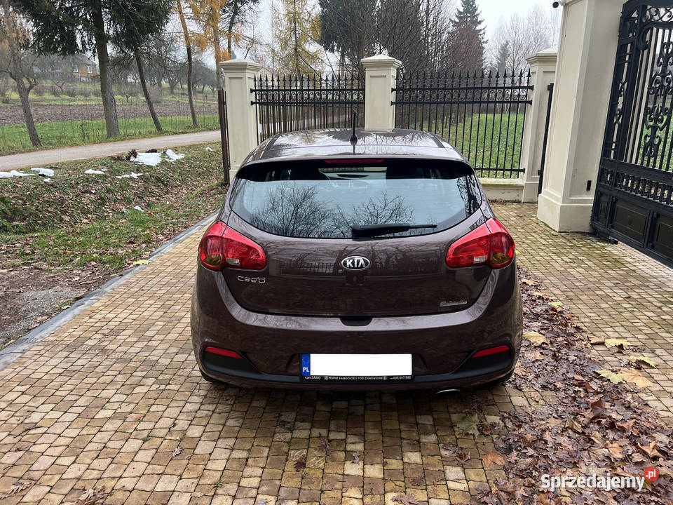 Kia Ceed II 14 Benzyna LPG 100 HB Czekoladowy manualna Nowa Słupia
