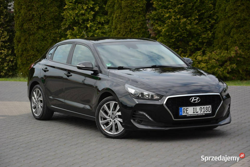Hyundai i30 Fastback Navi Ledy Grzana Kierownica czarny Ostrów Mazowiecka
