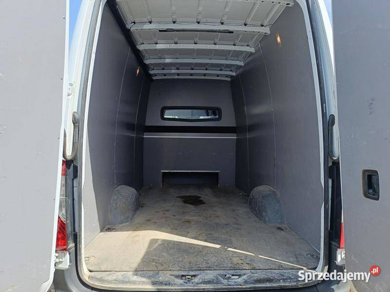 MERCEDESBENZ SPRINTER 317 CDI 2023 195000 ccm nieuszkodzony Warszawa