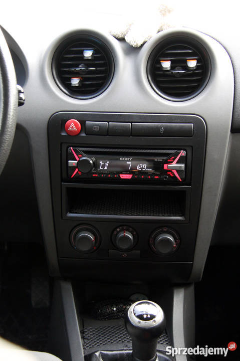 Seat Cordoba II 2 komplety kół boks dachowy