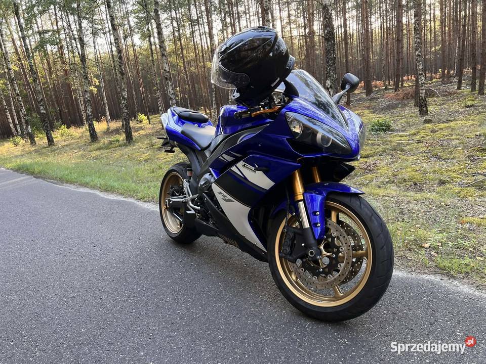 Yamaha R1 Czarnków