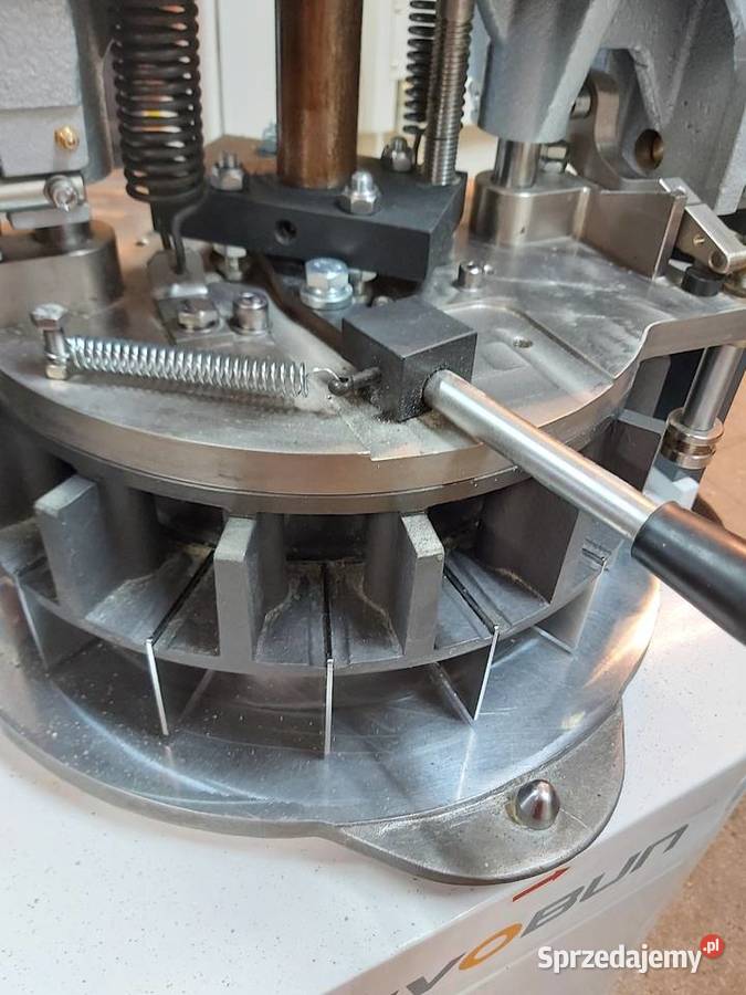 Dzielarka do bułek SINMAG z 2024zakres 40120 Bydgoszcz sprzedam