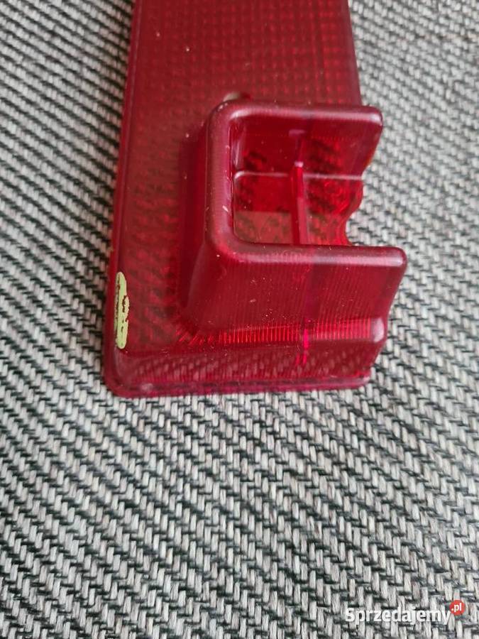 Lampa klosz stopu prawy Fiat 125p Sandomierz