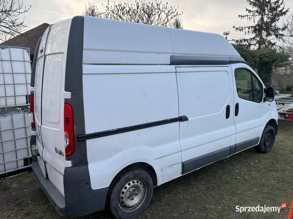 Renault Trafic Opel Vivaro na części dostawcze Poddębice
