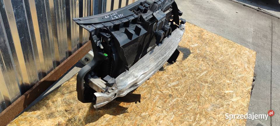 PAS PRZEDNI KOMPLETNY AUDI A6 C6 LIFT 24 28 32 śląskie Przystajń