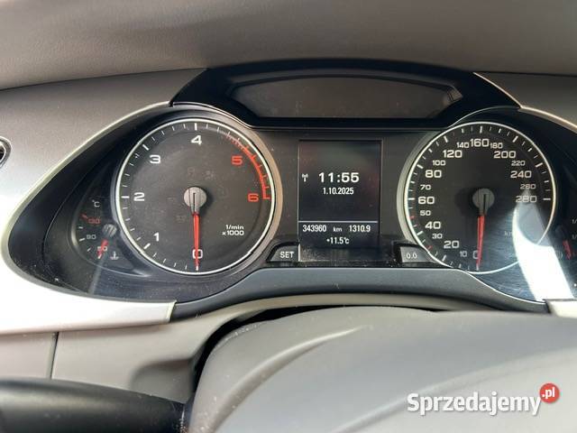AUDI A4 B8 AVANT 20 TDI CR 2011r S Line zadbane diesel łódzkie Kutno