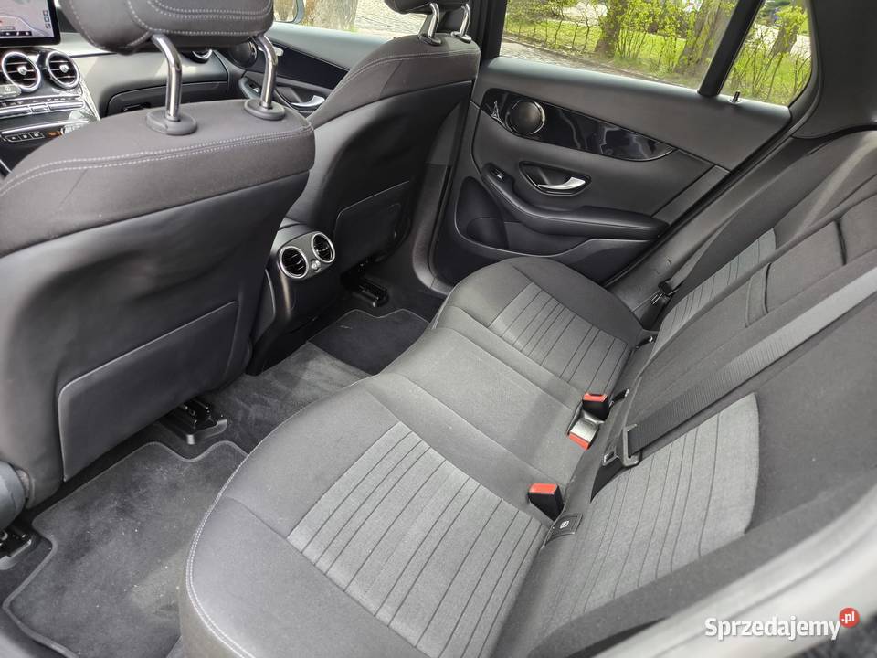 MercedesBenz GLC Automat 4x4 Hak FV VAT Navi światła LED Nowy Sącz sprzedam