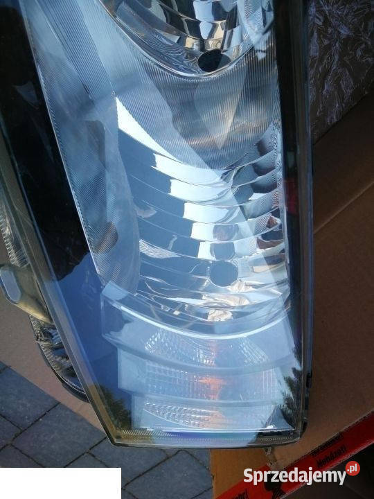 Skoda octavia III reflektor przedni lewy prawy Kozubszczyzna