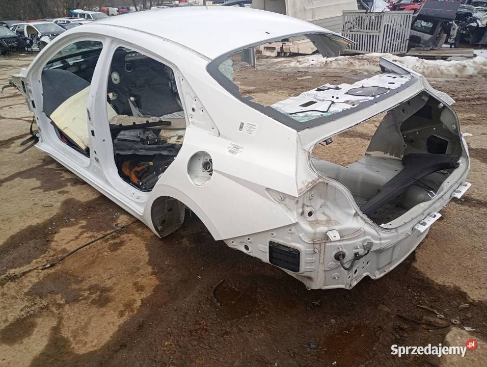 KAROSERIA ĆWIARTKA BŁOTNIK TYŁ LEWY PRÓG DACH