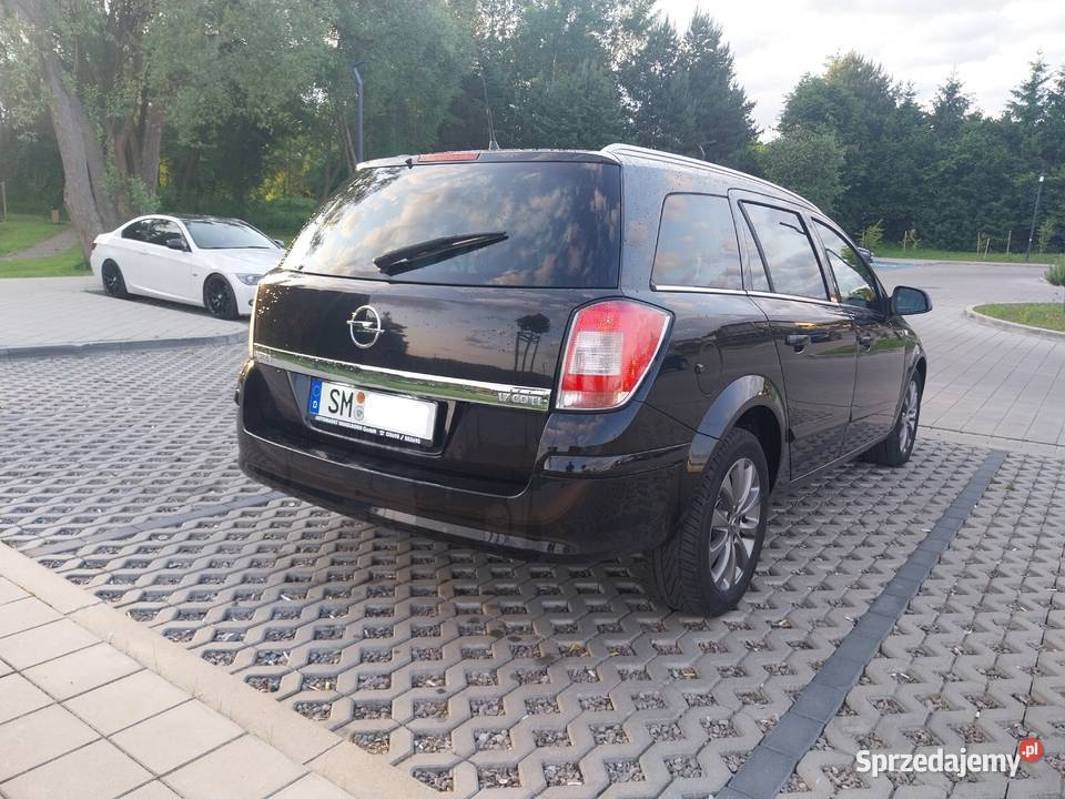 Opel Astra H 17 Kombi 2010r świętokrzyskie Starachowice