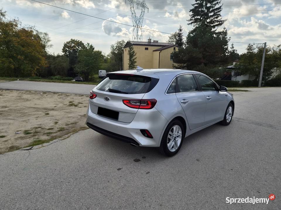 Kia Ceed III 2019r 16D 115 Serwis Nieduży CD Samochody osobowe Góra Puławska sprzedam