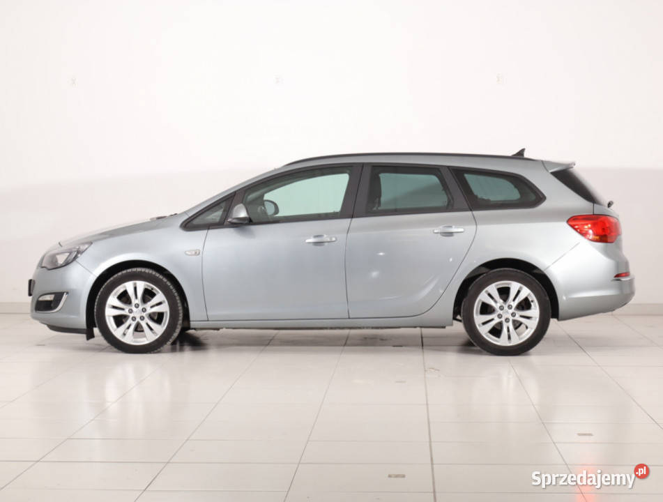 Opel Astra 14 T srebrny Piaseczno