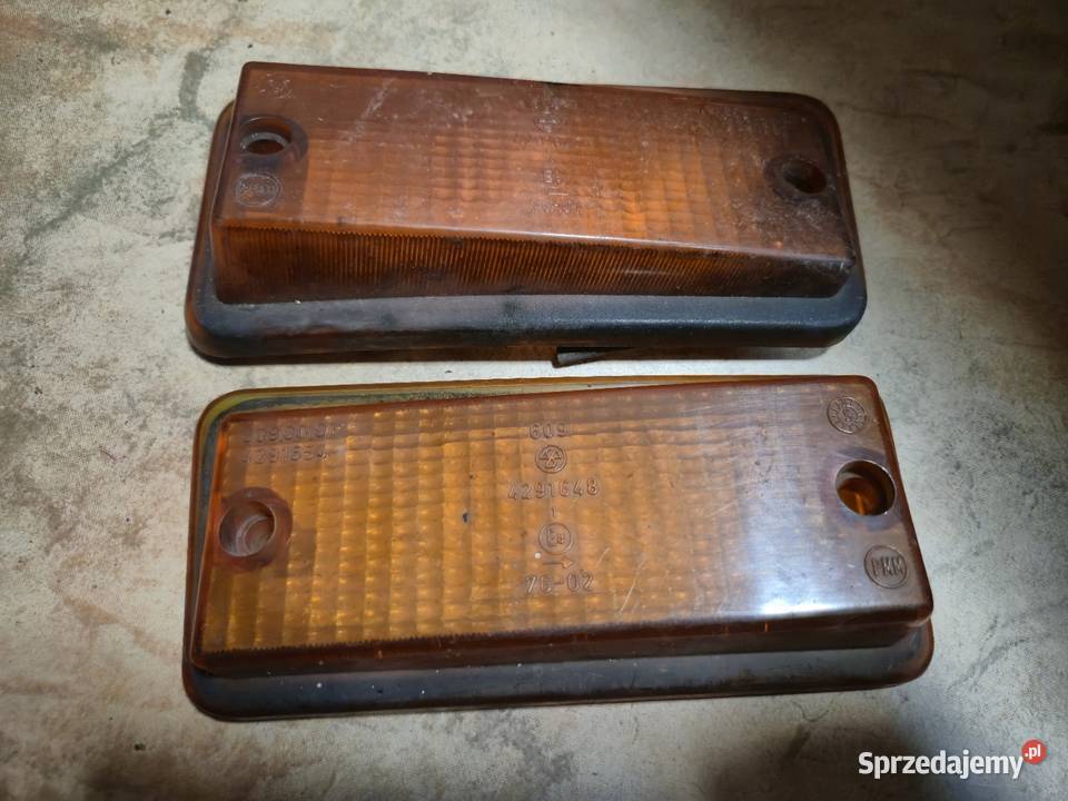 Klosze kierunkowskazów Fiat 126 Kierunkowskazy Dąbrowa Górnicza