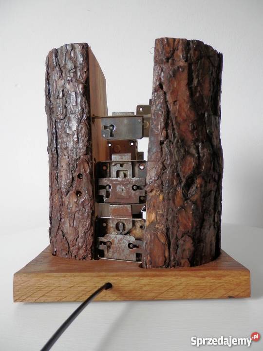 Lampa drewniana ręcznie wykonana ZAMEK jedyna