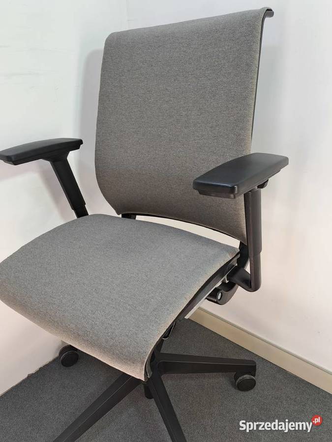 Fotel biurowy obrotowy Steelcase Think szary Kórnik sprzedam