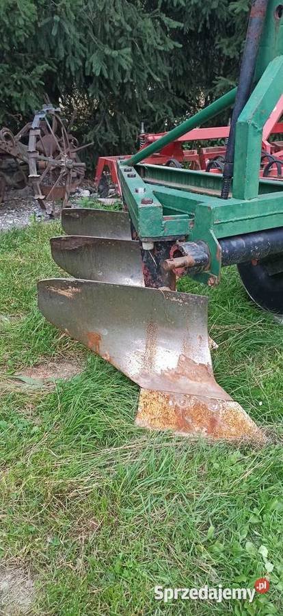 Pług 3 skibowy nieuszkodzony Pługi Szynwałd