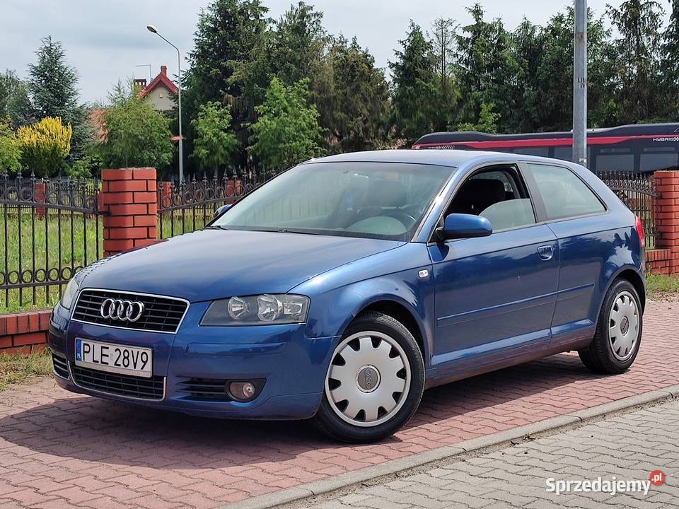 AUDI A3 16 BENZYNA MPI 264000km Leszno