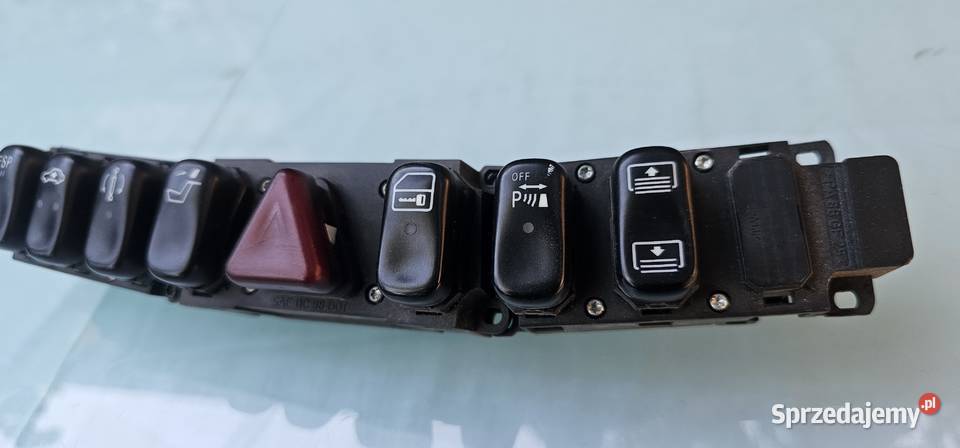 Przełączniki przyciski mercedes w220 2208205810 Zbąszyń sprzedam