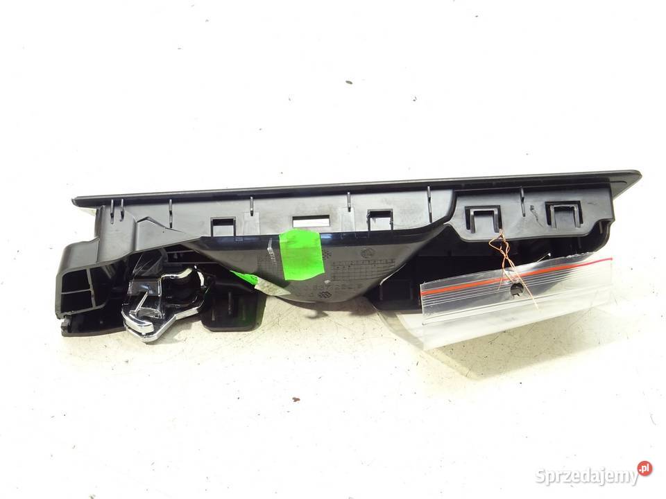 KLAMKA PRZÓD PRAWA WEWNĘTRZNA SKODA SUPERB III