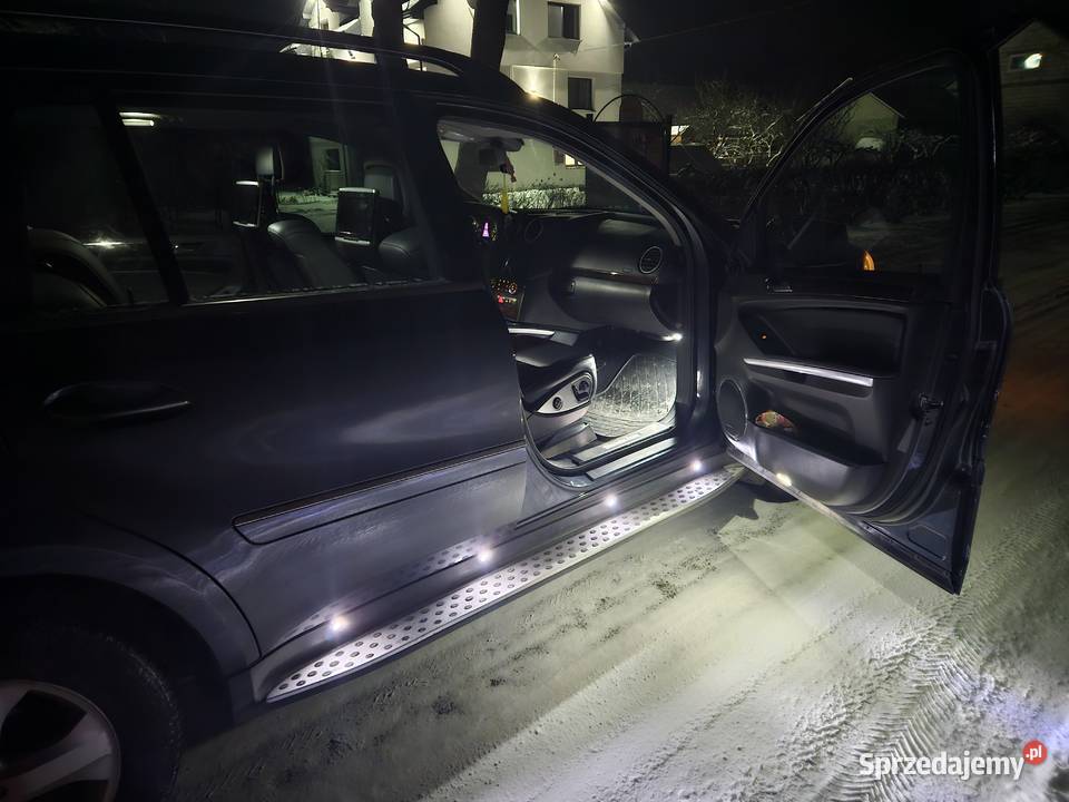 Mercedes GL 350 4 x 4 terenowy 7 os Hak Kłopoty-Stanisławy