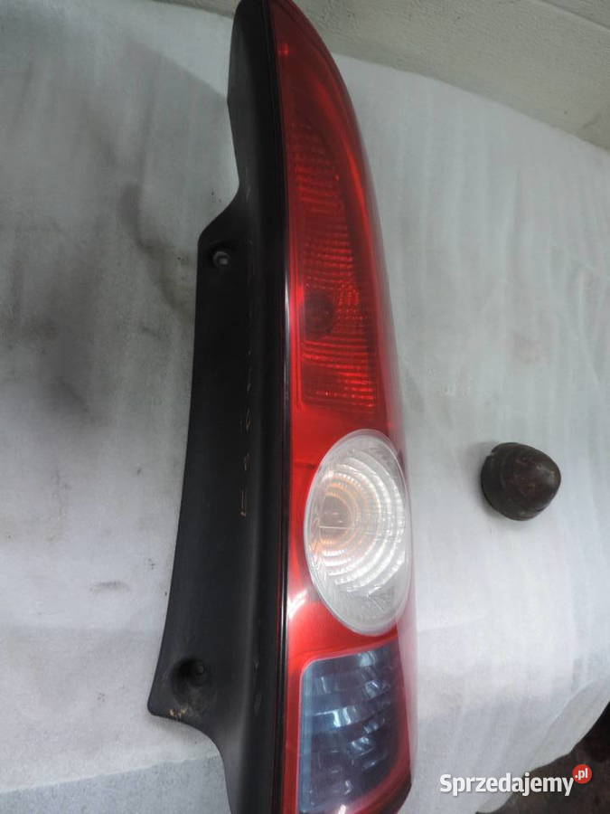 RENAULT ESPACE 4 LAMPA PRAWY TYŁ Nowy Sącz sprzedam