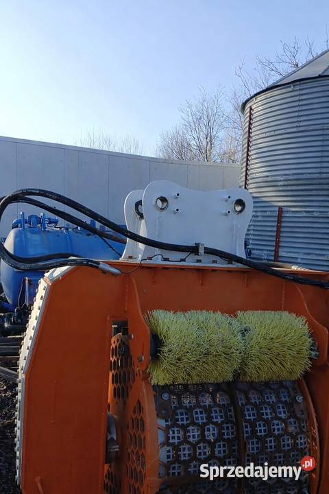 Łyżka przesiewająca 2100 świętokrzyskie Bilcza sprzedam