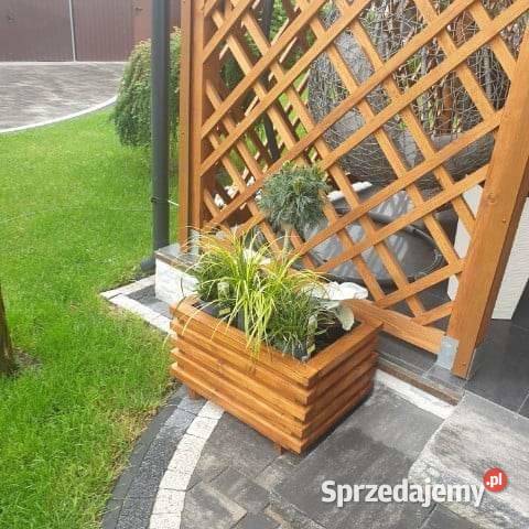 Sprzedam doniczkę drewnianą ogrodową Duczki sprzedam