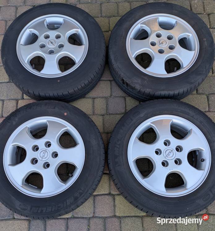 Komplet felgi i opony r15 Skórzewo