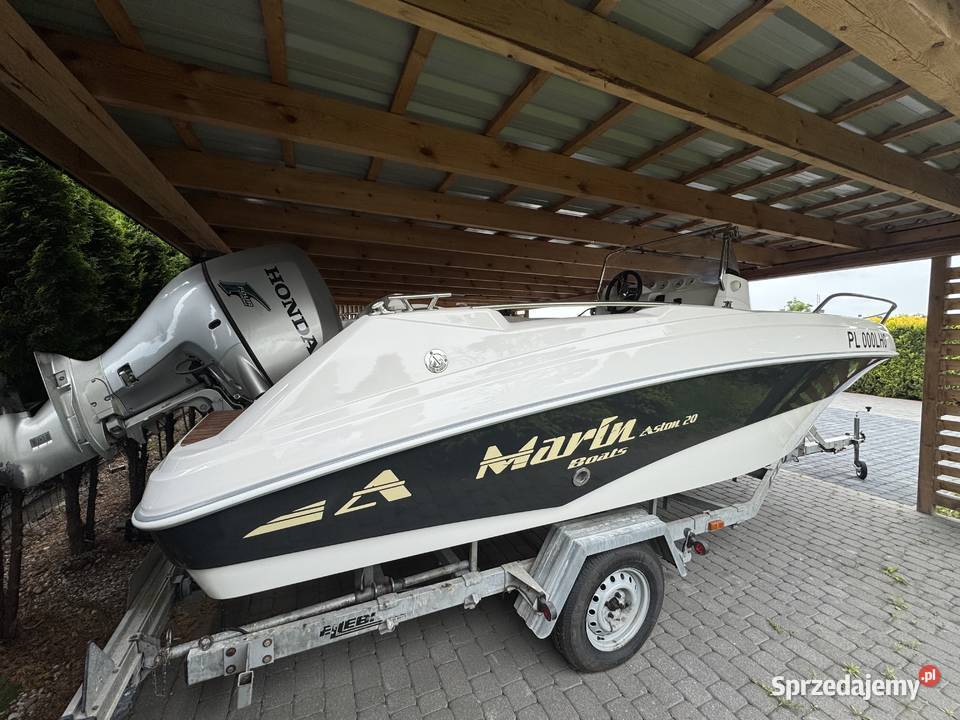 Łódź Am Yacht AM 560 z silnikiem zaburtowym Długa Wieś