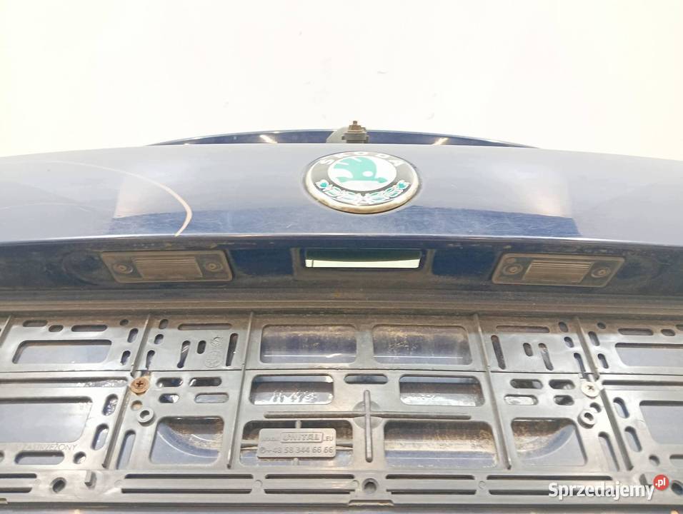 KLAPA TYŁ 5D HB GRANATOWA Skoda Fabia II Rok produkcji 2011