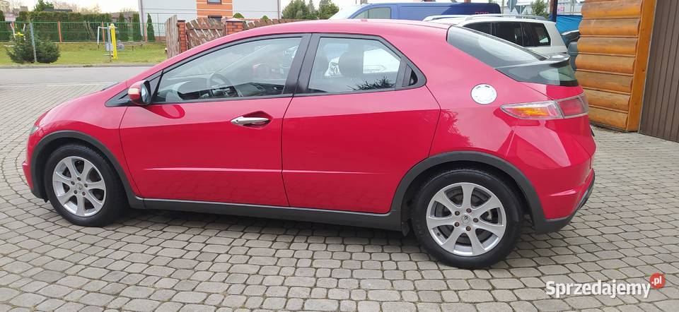 Honda CIVIC 18 Benzyna 140 Przebiegu 140KM Ostrowiec Świętokrzyski