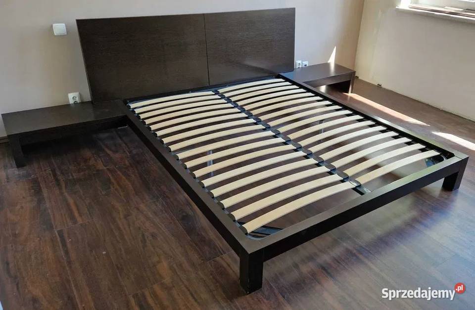 Łóżko 160 x 200 stoliki nocne stelaż wenge Ustroń